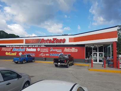 AutoZone Refacciones en Comalcalco