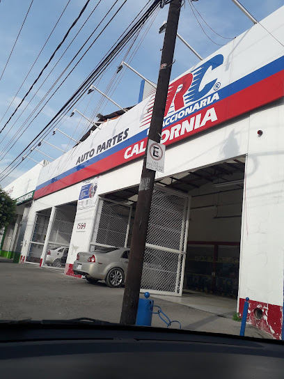 Refaccionaria California en Irapuato