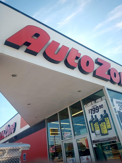 AutoZone Refacciones (Av. Benjamín Hill) en Culiacán