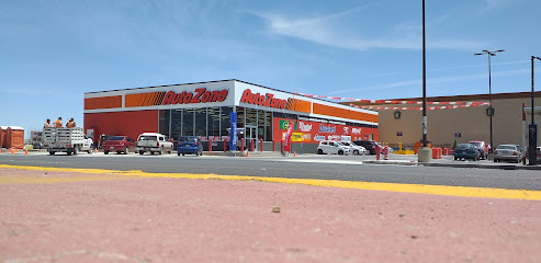 AutoZone Refacciones (Av Cristobal Colón) en Chihuahua