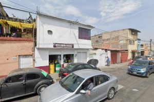 Refaccionaria González en Xochimilco