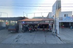 Moto Refaccionaria López en Manzanillo