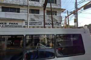 Refaccionaria Santos en Nezahualcóyotl