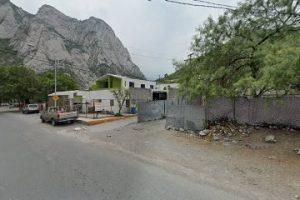 Autopartes La Huasteca en Santa Catarina