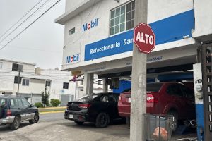 Refaccionaria Santillan en Santa Catarina