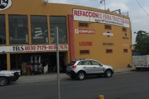 Refacciones y Accesorios Lozano en San Nicolás de los Garza
