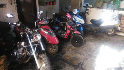 Taller de Motos y Refacciones Italika en Tehuacán
