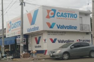 Refaccionaria Castro Suc. Barrancos en Culiacán