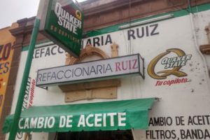Refaccionaria Ruíz (Av. Damián Carmona) en San Luis Potosí