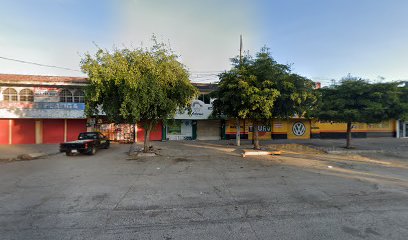 Refaccionaria Tsuru en Culiacán