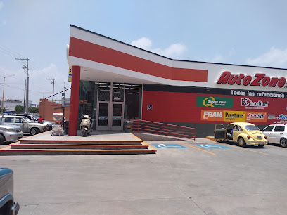 Refaccionaria Autozone en Cortazar
