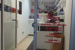 Refaccionaria Veloz en Nogales