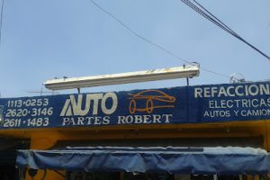 Autopartes Robert en Cuautitlán Izcalli