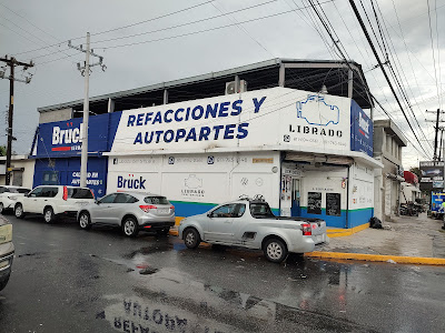 Autopartes y Refacciones Librado Penitenciaría en Monterrey