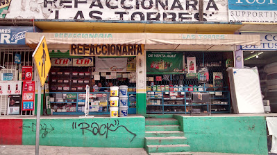 Refaccionaria Autom. Las Torres en López Mateos