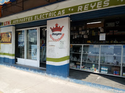 Refaccionaria Reyes en Coacalco