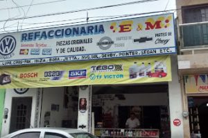 Refaccionaria E & M en Comalcalco