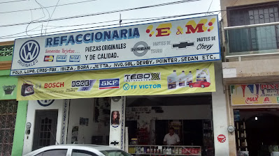 Refaccionaria E & M en Comalcalco